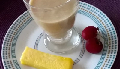 Smoothie bananas cacahuètes