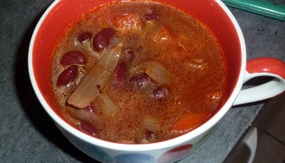 Soupe de haricots rouge et poivron épicés