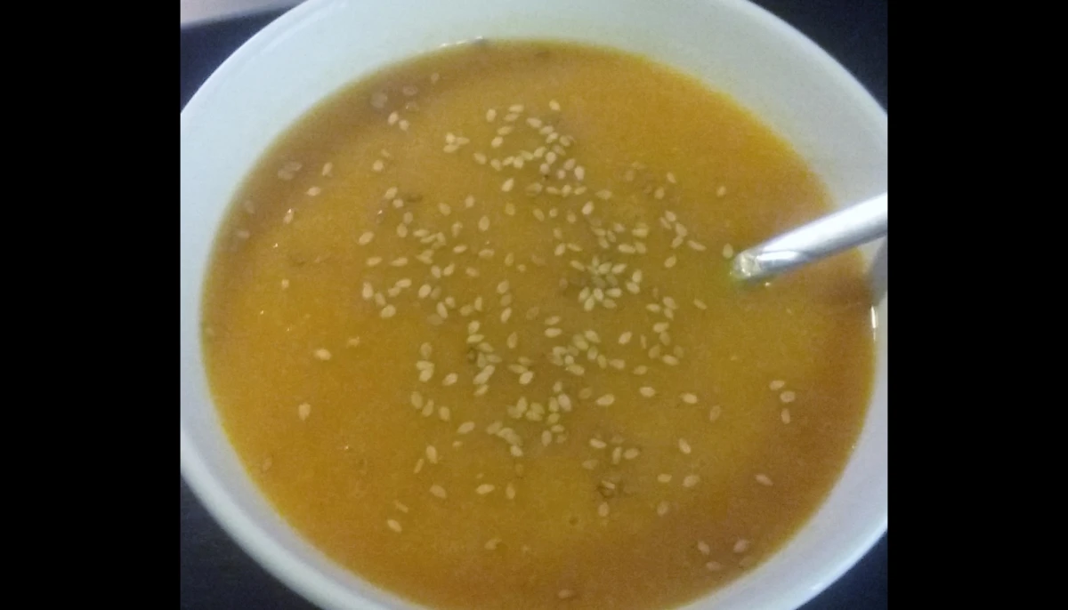 Soupe lentilles corail et carottes - 1€
