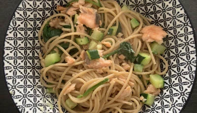 Spaghettis saumon-courgette