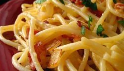 Spaguettis "Oignons-Jambon"