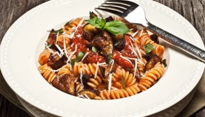 Tagliatelles alla norma