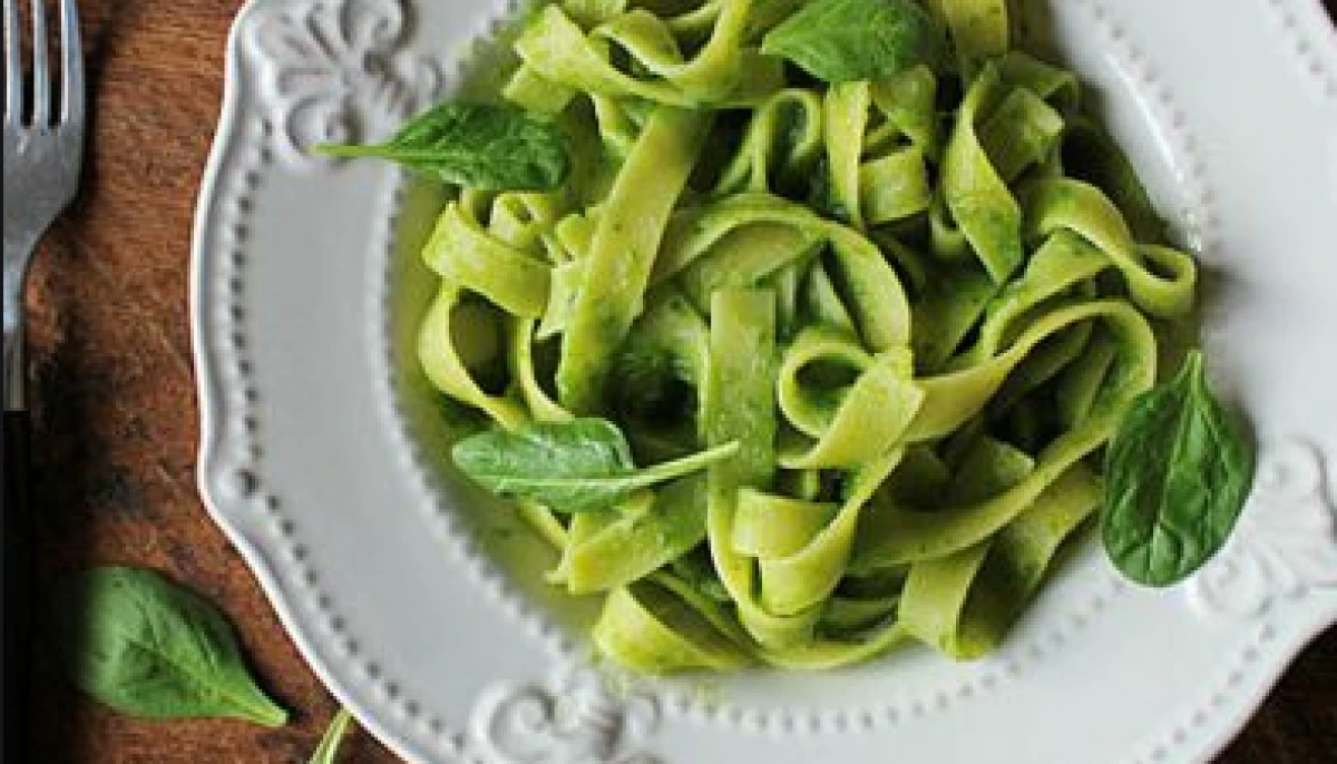 Tagliatelles aux épinards mascarpone et parmesan