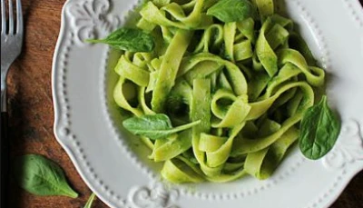 Tagliatelles aux épinards mascarpone et parmesan
