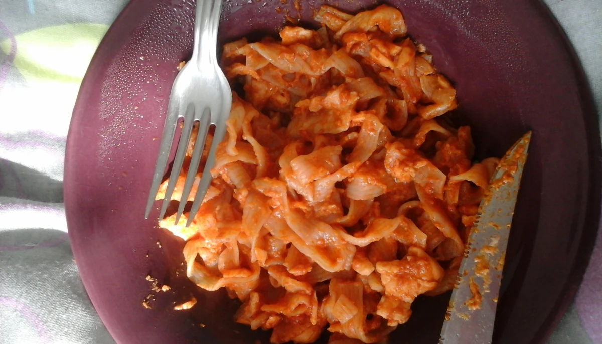 Tagliatelles (de konjac) saumon fumé/sauce tomate