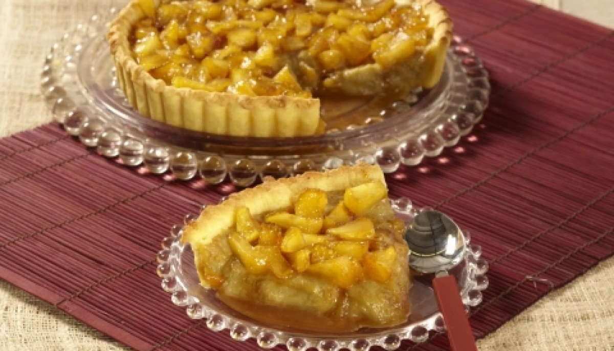 Tarte à la rhubarbe et pomme de mamie