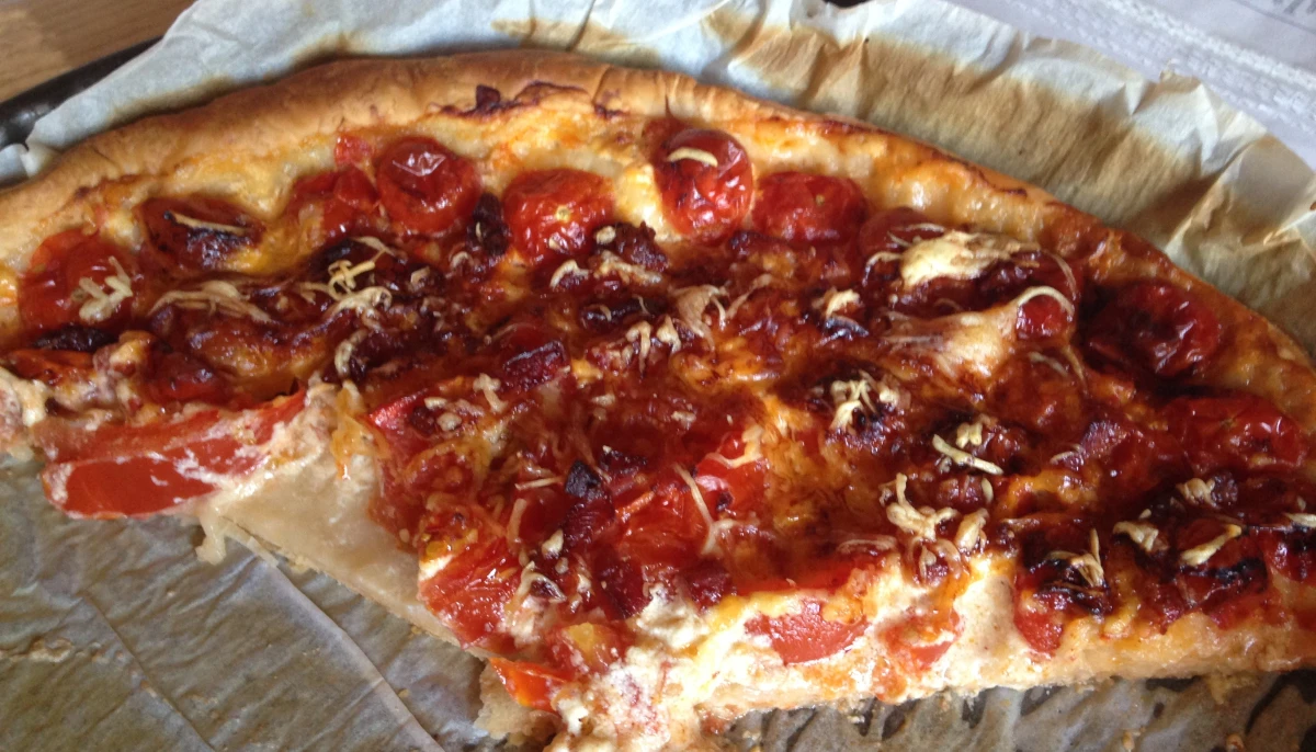 Tarte à la tomate cerise