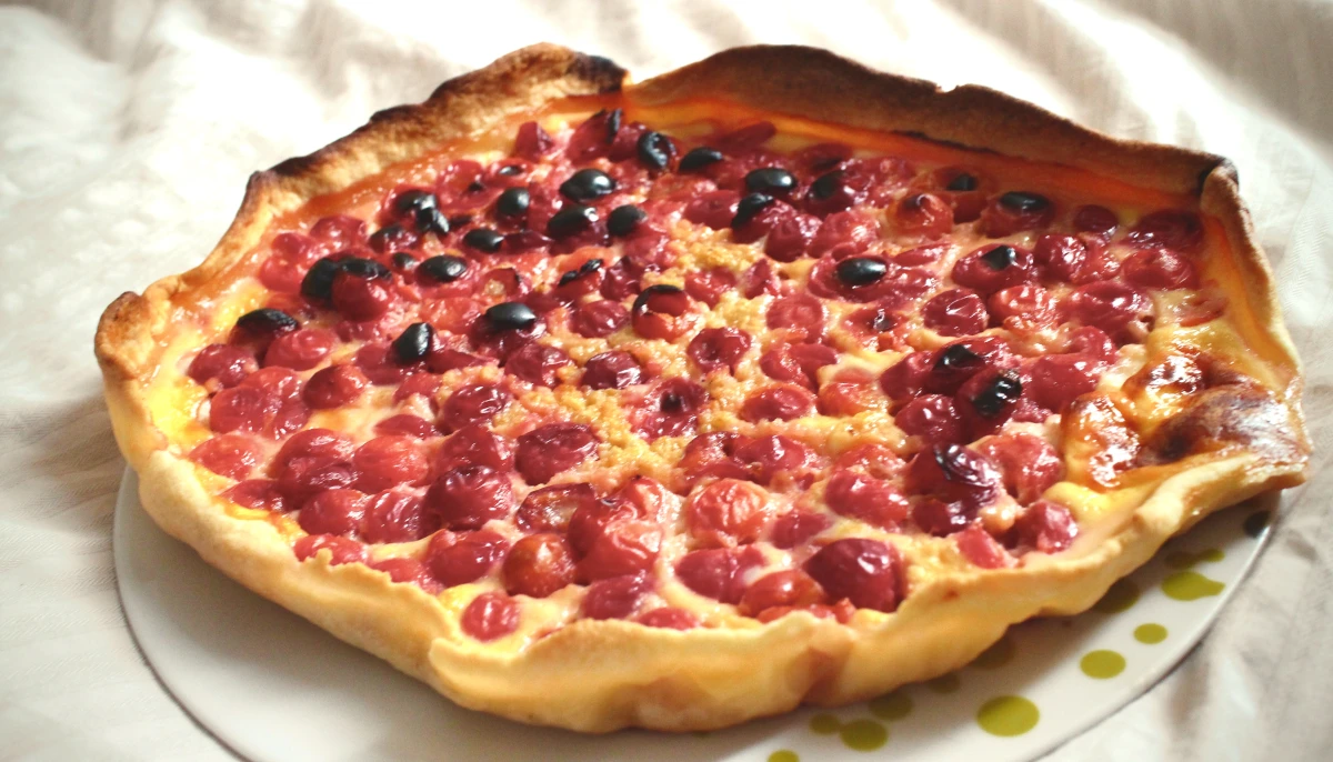 Tarte aux cerises façon clafoutis