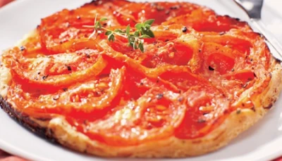 tarte fine à la tomate, ma préférée!