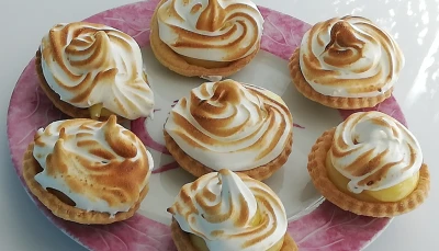Tartelettes au citron meringuées