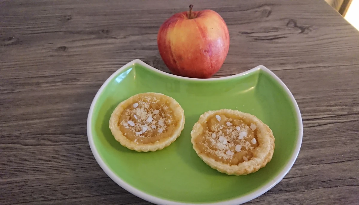 Tartes aux pommes et sucre perlé