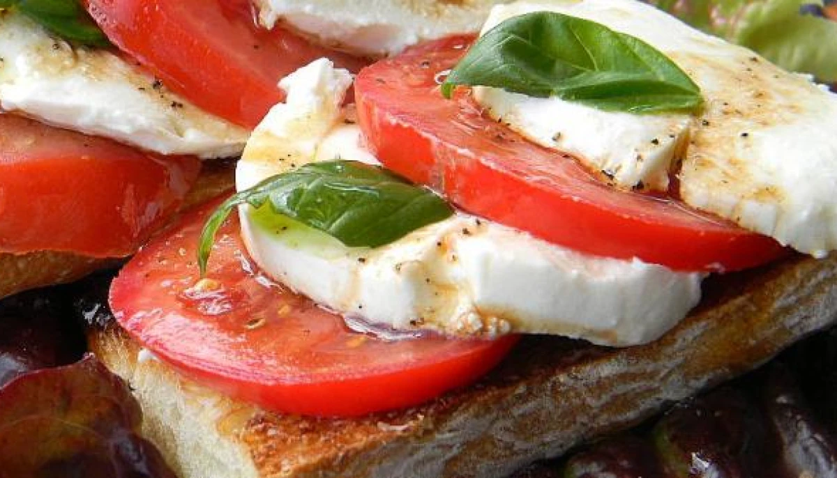 Tartine tomate mozza