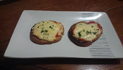 Tartines tomates/raclette