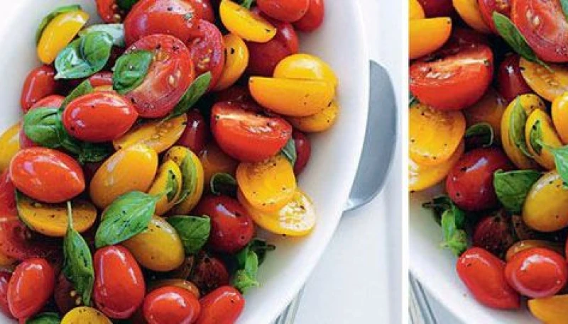 Tomates anciennes au four et spaghettis