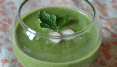 Velouté de fanes de radis