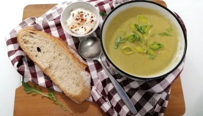 Velouté de poireaux et pommes de terre