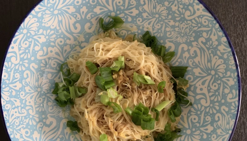 Vermicelles de riz coco-curry-crabe