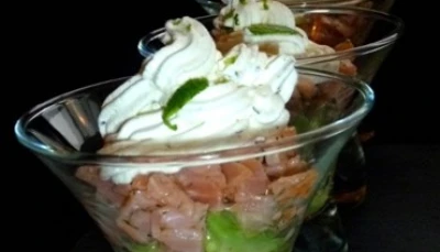 verrine saumon - avocat et chantilly au citron