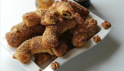 Viennoiseries turque au tahin et noix