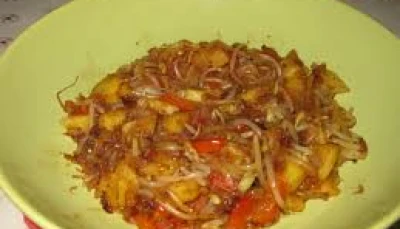 Wok de pousses de soja, ananas & poivrons