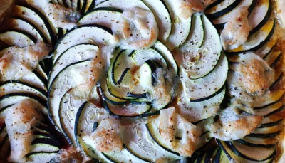 Tarte courgettes tomates moutarde