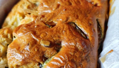 Cake courgettes mozzarella et pignons de pin