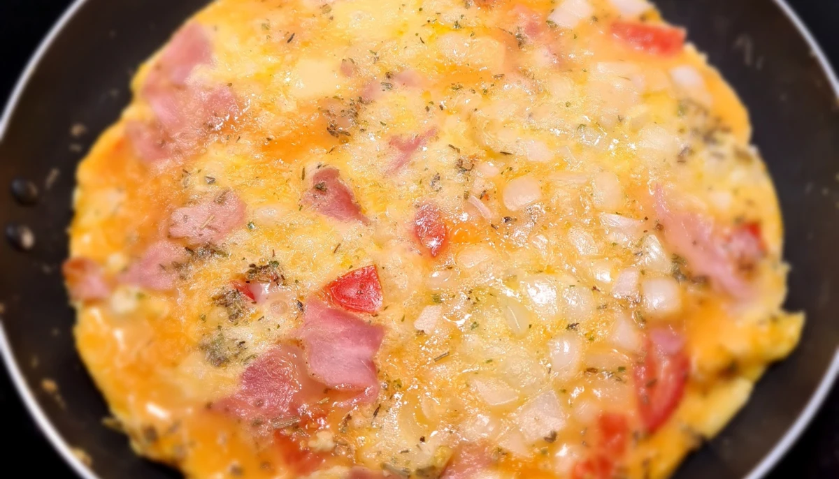 Omelette jambon comté