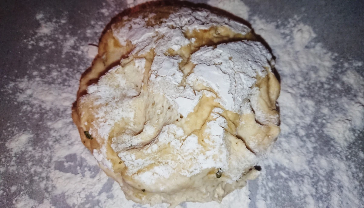 Pâte à pizza aux fines herbes