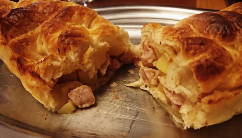 Feuilleté au boudin blanc et emmental