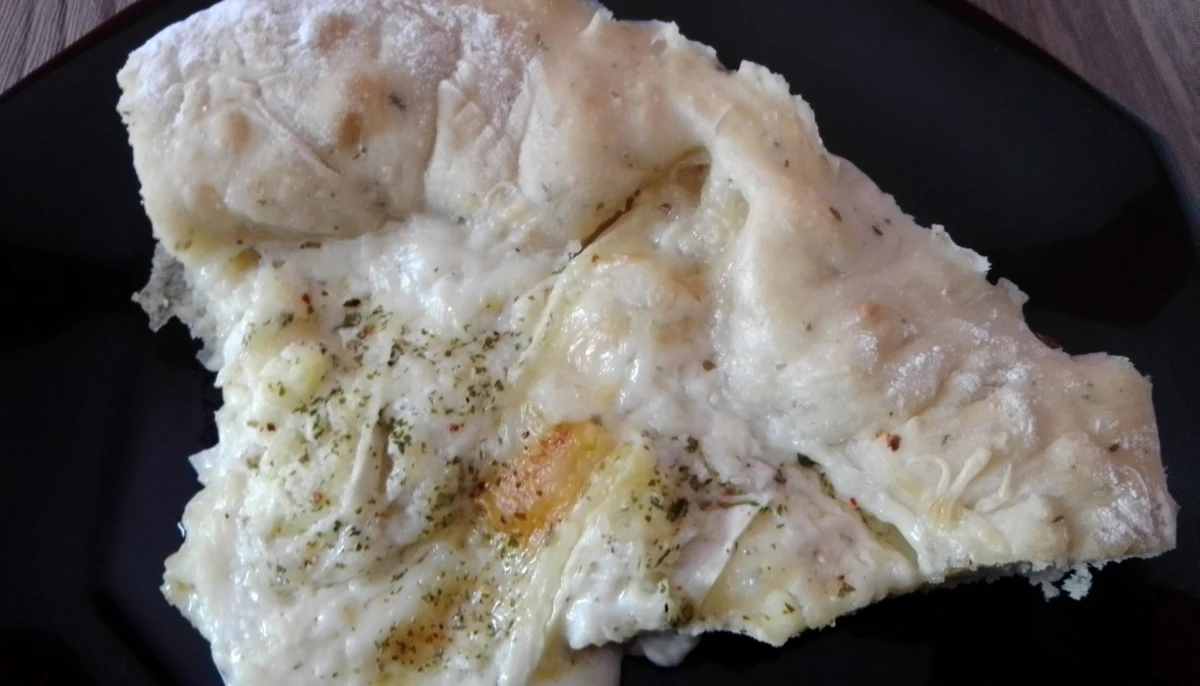 Pizza maison reblochon/chèvre