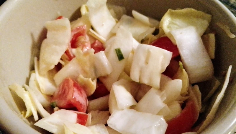 Salade d'endives et tomates