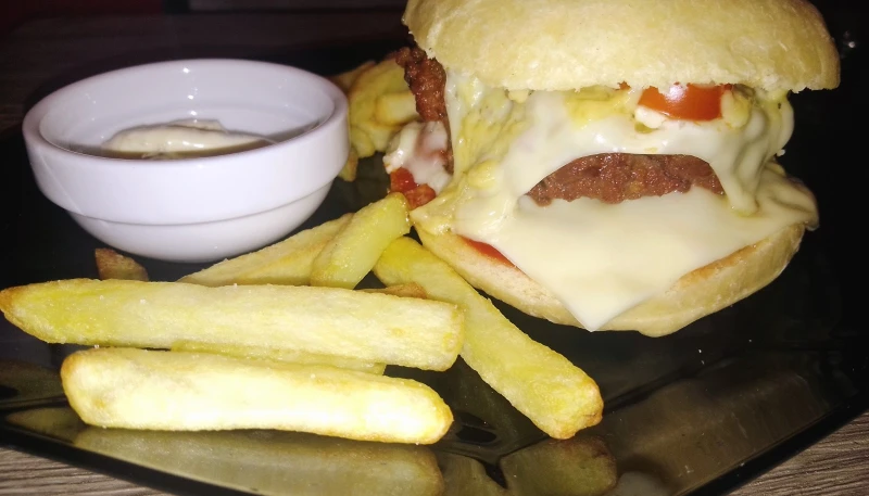 Cheeseburger 100% maison