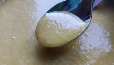 Velouté pomme de terre, carotte et fanes de navet
