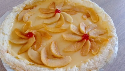 Tarte aux pommes caramélisées et crème pâtissière