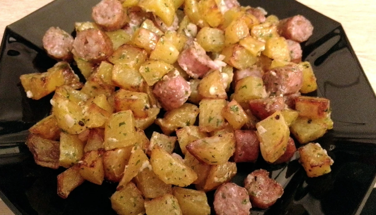 Poêlée de chipolatas et pommes de terre