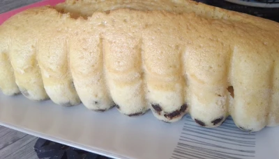 Gâteau au yaourt moelleux aux pépites de chocolat