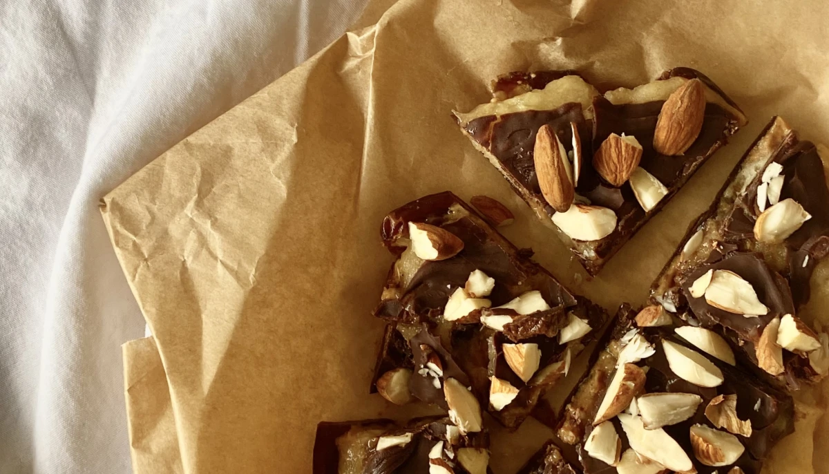 Banana & dates bark