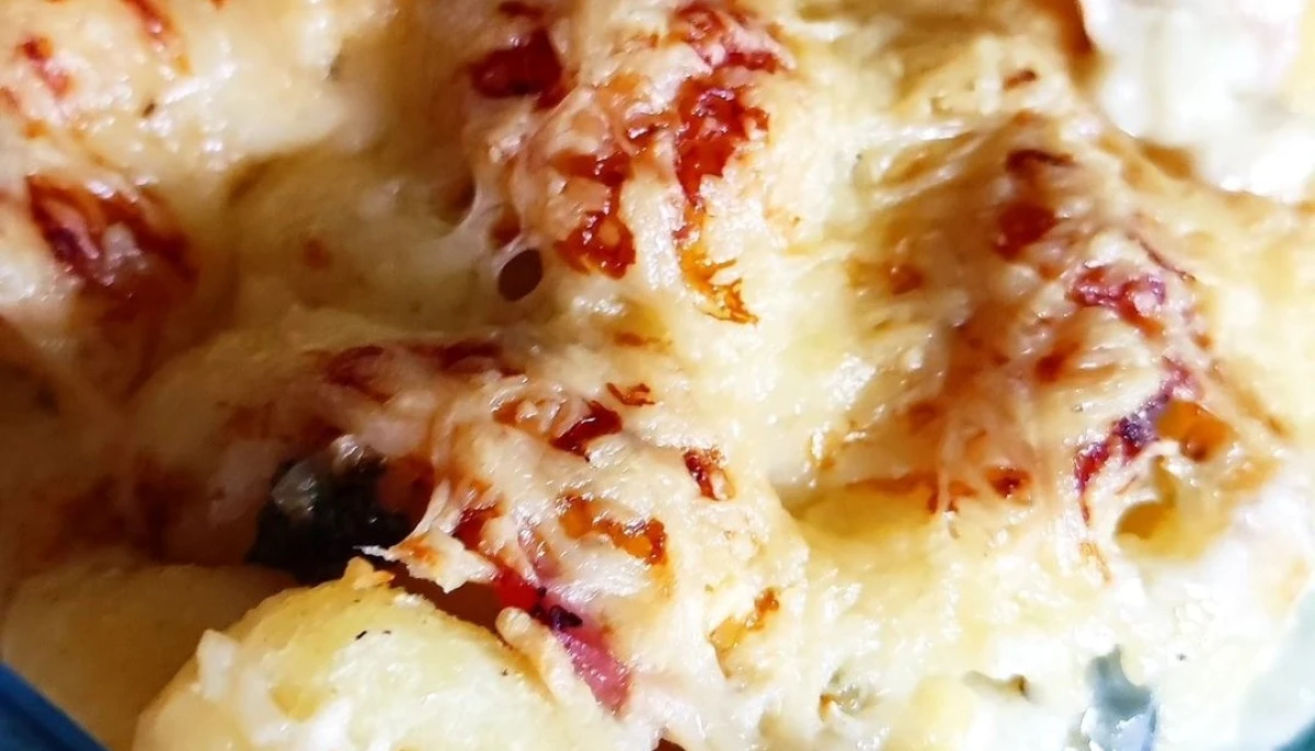 Gratin de gnocchis au bacon et roquefort