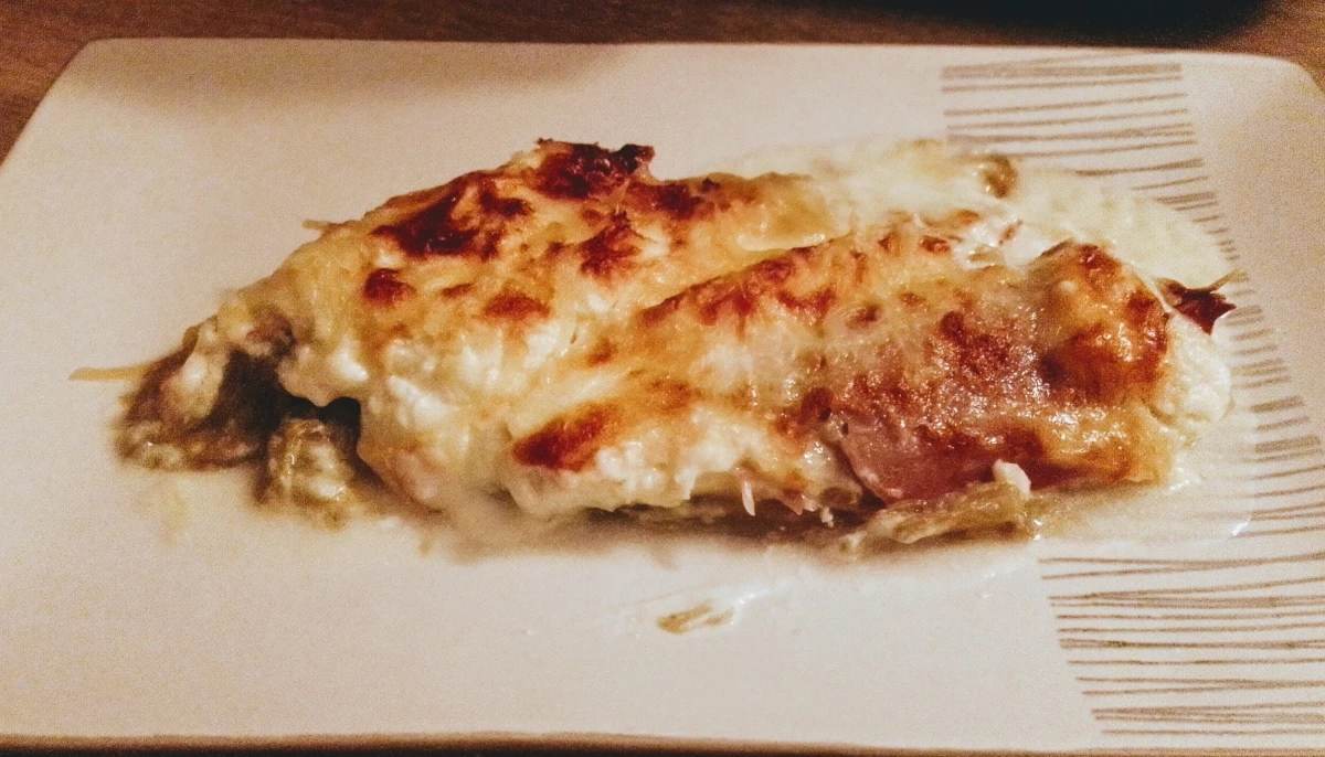 Gratin d'endives au jambon de Parme et camembert