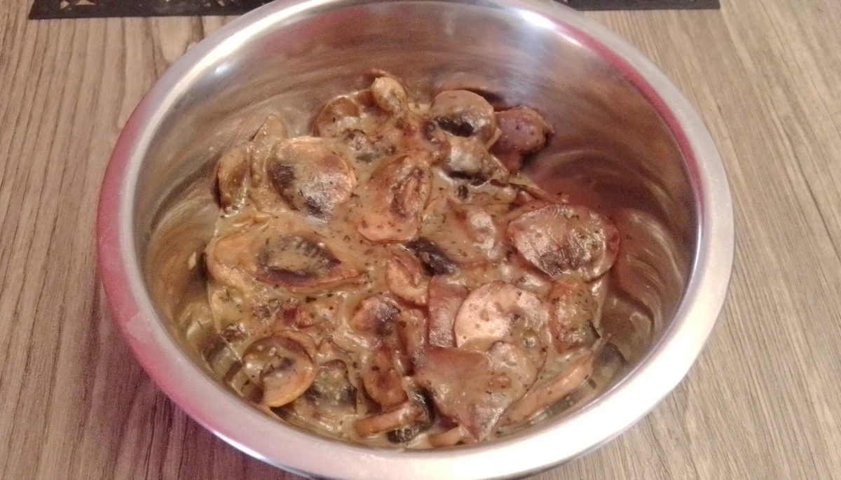 Poêlée forestière et sa sauce gourmande