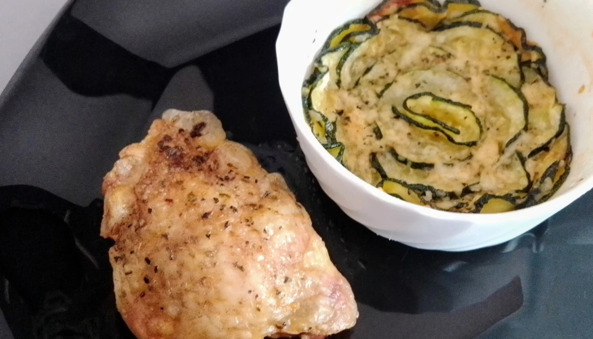 Rose de courgettes et poulet grillé
