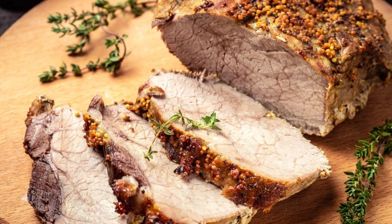 Agneau de printemps rôti aux herbes