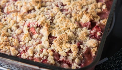 Crumble de rhubarbe