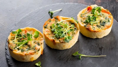 Mini quiches épinards tomate mozzarella
