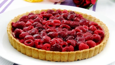 Tarte aux framboises fraîches