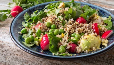 Salade de petits pois et quinoa