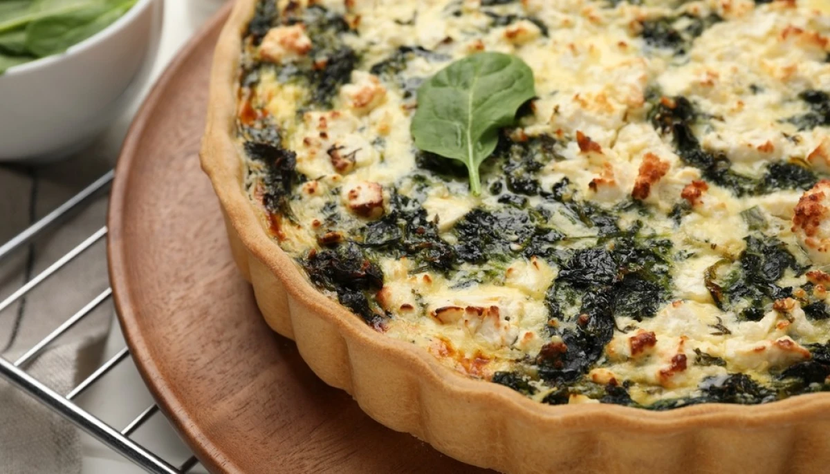 Tarte aux épinards, feta et menthe