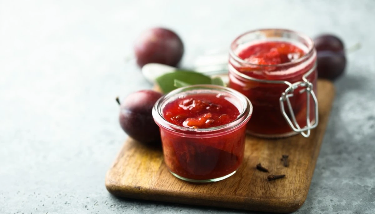 Compote de prunes rapide