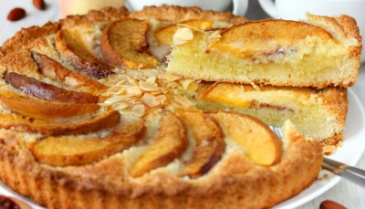 Gratin de pêches aux amandes