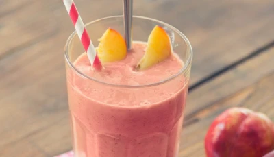 Smoothie pêches cerises